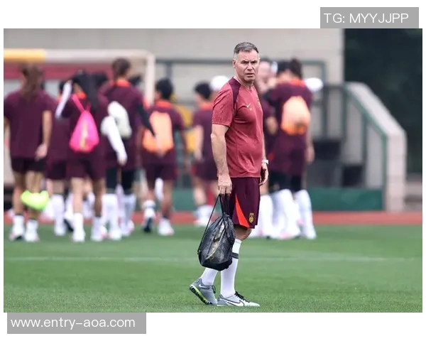 齐沃称赞球员训练成果强调球队成熟度显著提升