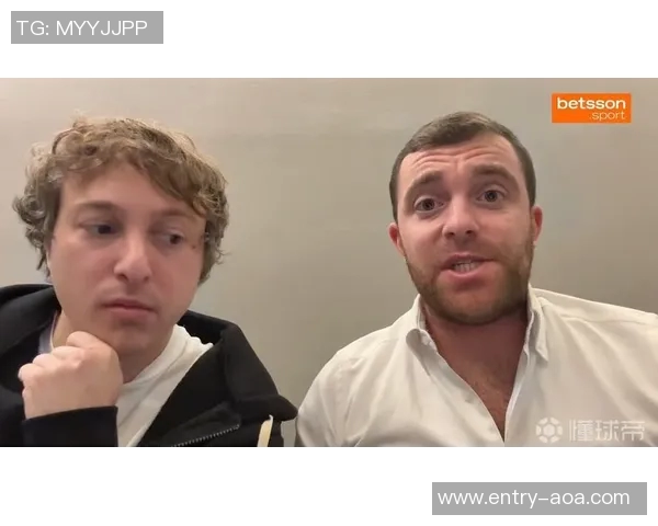 罗马总监莫雷托在米兰与拉斯帕多里经纪人洽谈转会事宜