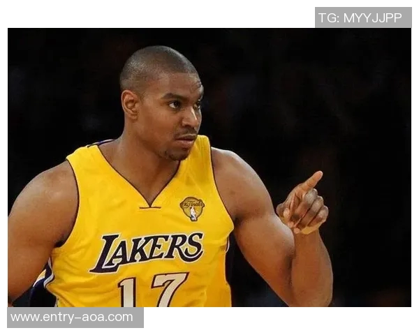 加内特赞文班亚马独特天赋称其为KD与奥尼尔的完美结合体